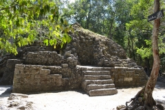 Inside the ruins at La Muerta